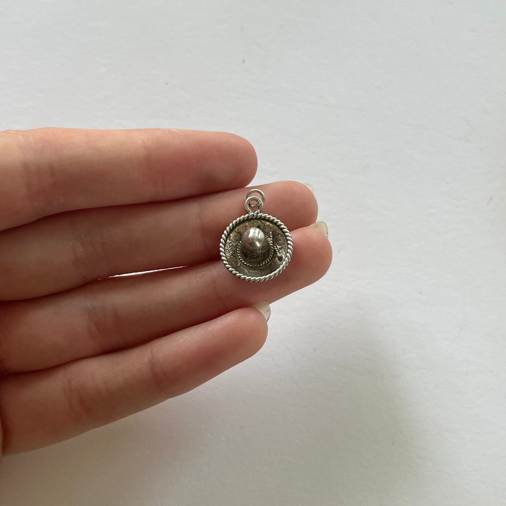 VINTAGE STERLING SILVER SOMBRERO CHARM