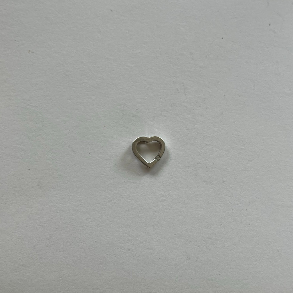 VINTAGE STERLING SILVER HEART PENDANT WITH DIAMOND