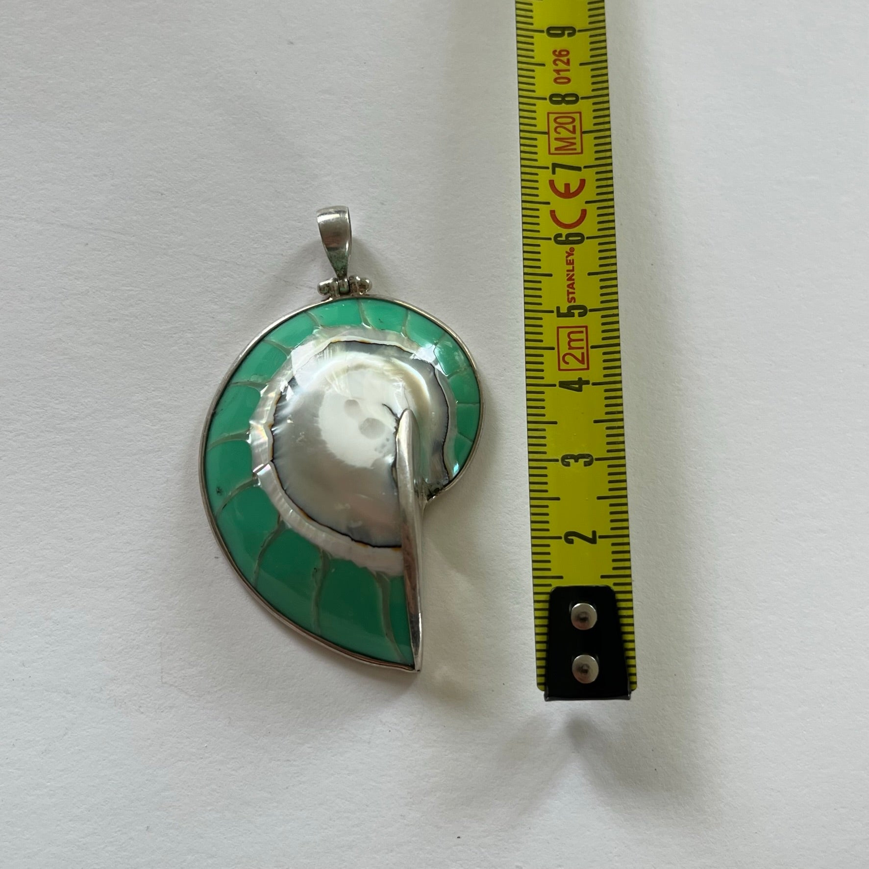 VINTAGE STERLING SILVER SHELL PENDANT 6