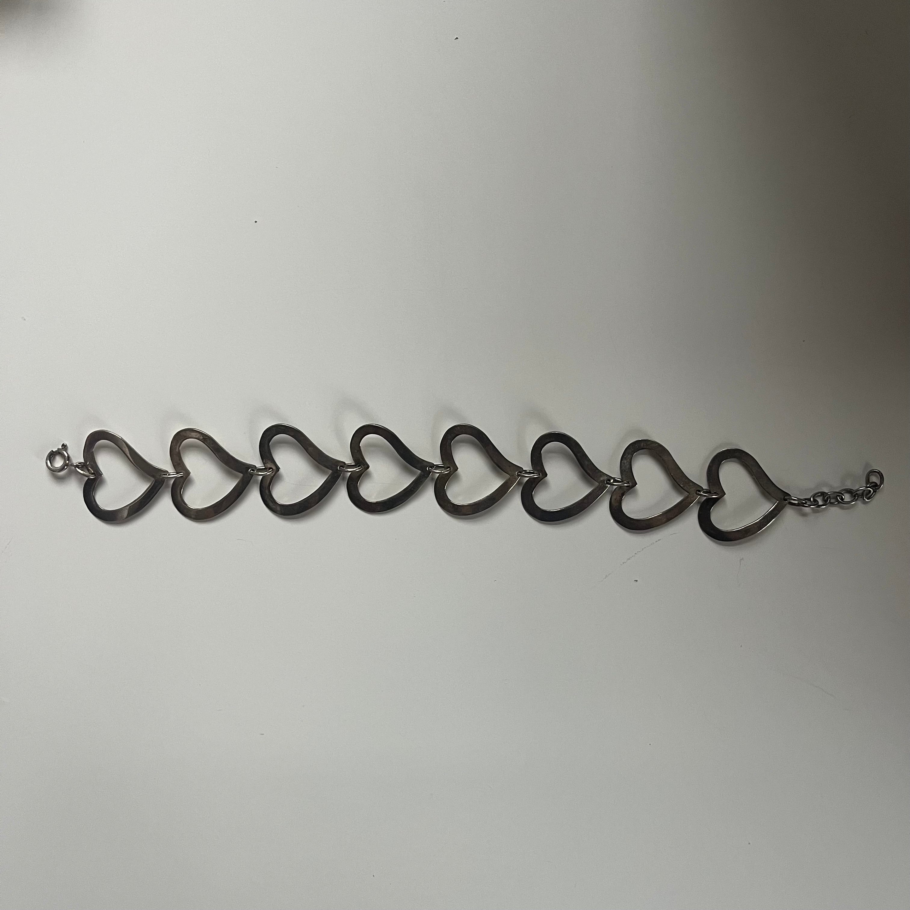 Vintage Cut out love heart bracelet