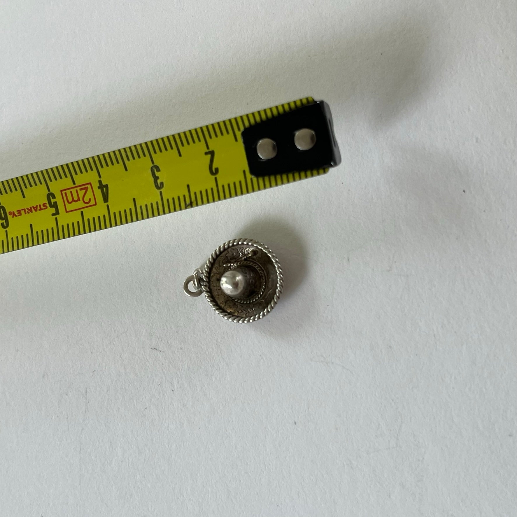VINTAGE STERLING SILVER SOMBRERO CHARM