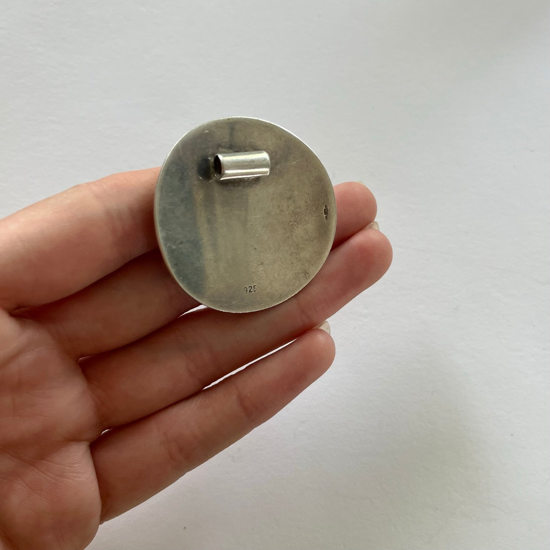 VINTAGE STERLING SILVER CIRCLE MODERNIST PENDANT