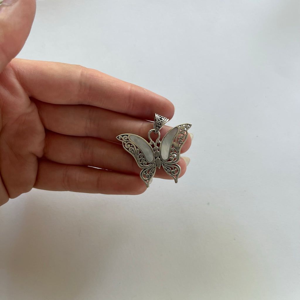 VINTAGE STERLING SILVER MOTHER OF PEARL BUTTERFLY