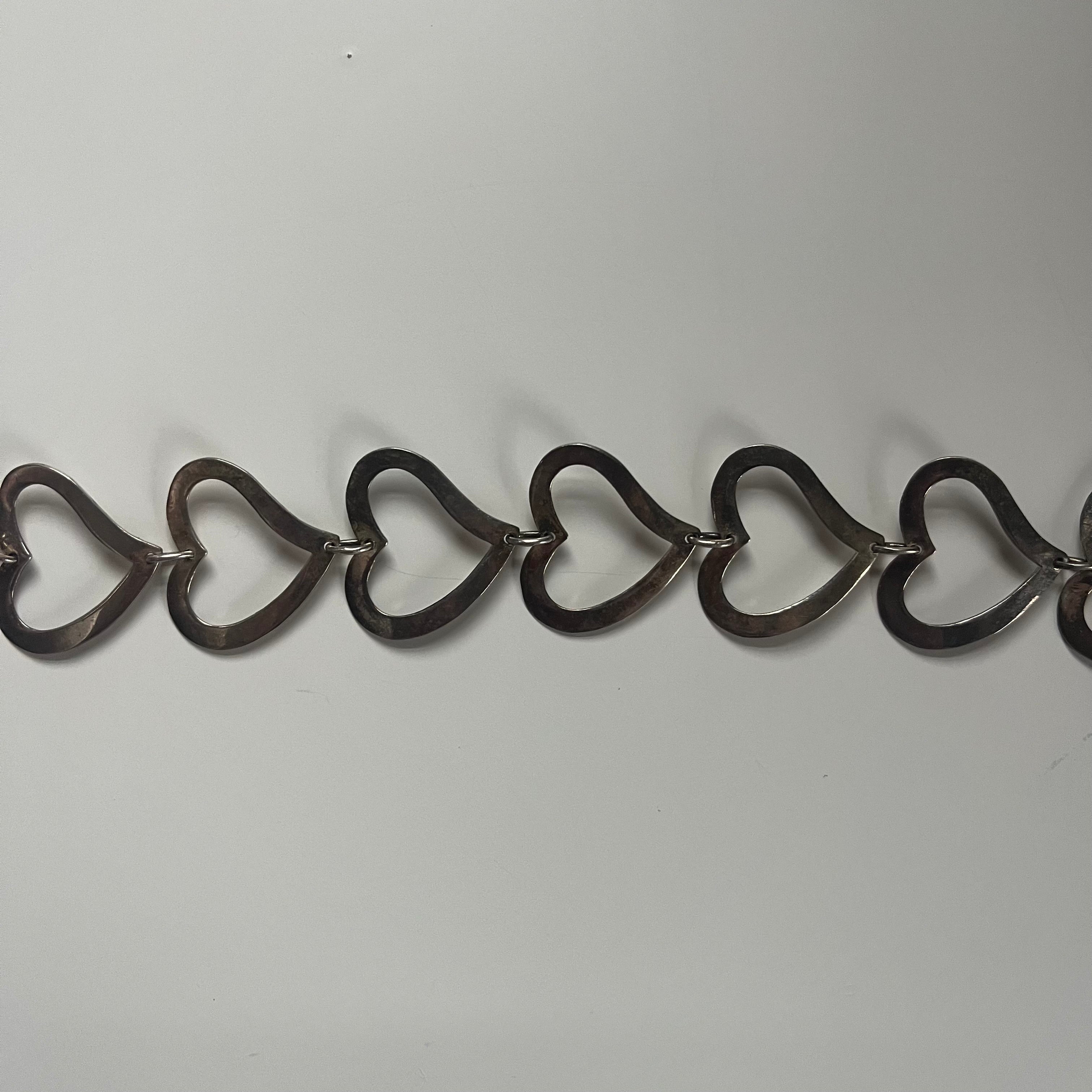 Vintage Cut out love heart bracelet