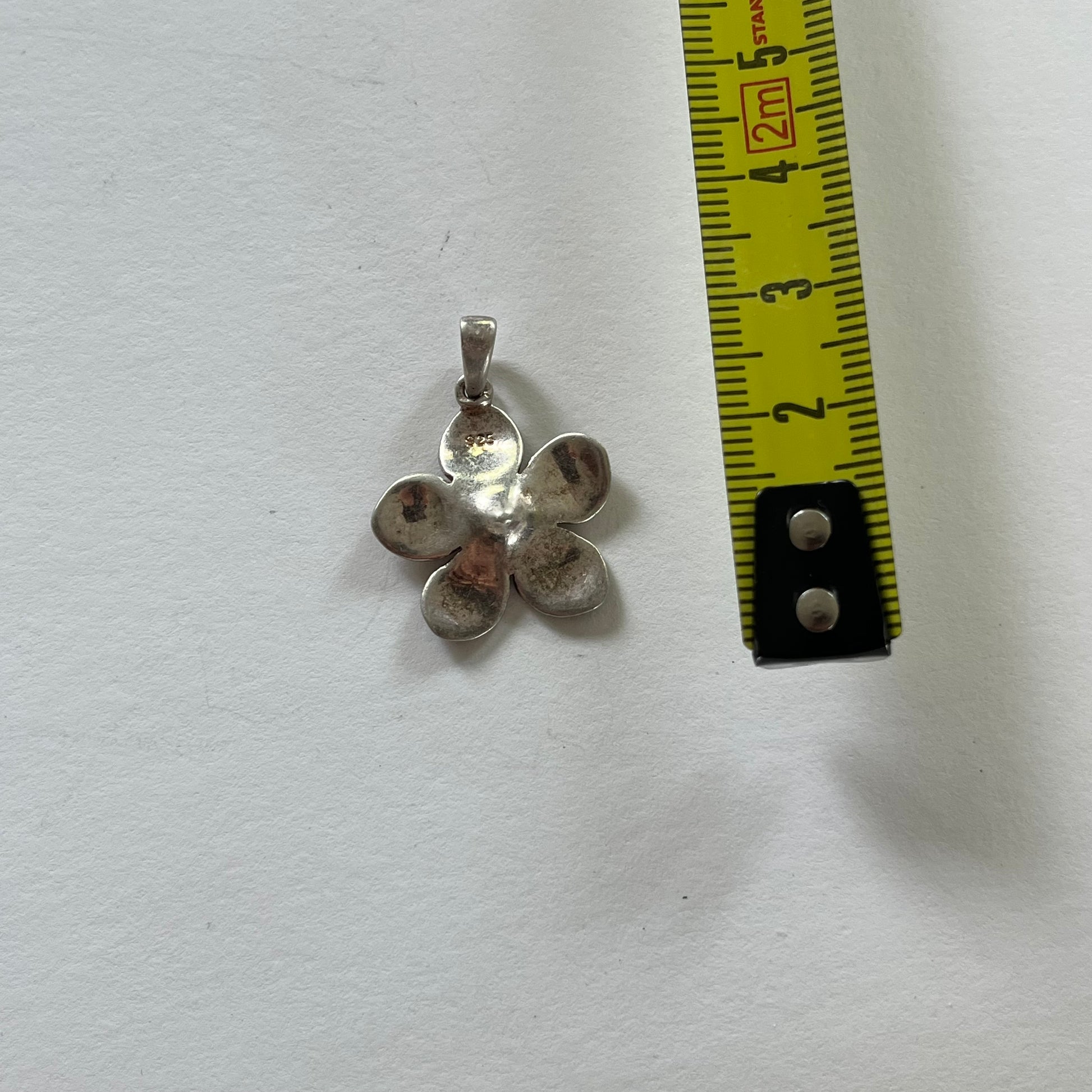 VINTAGE STERLING SILVER FLOWER PENDANT
