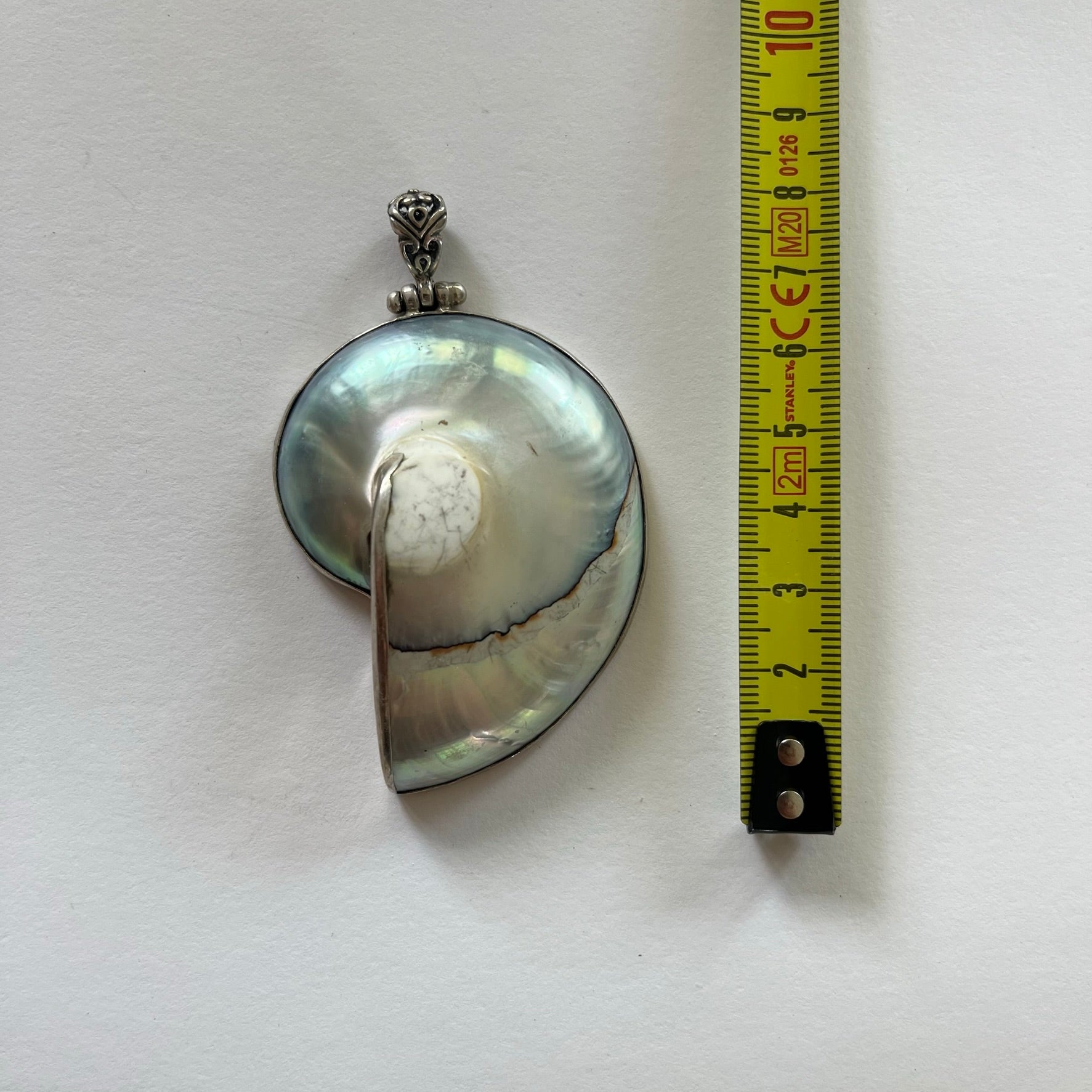 VINTAGE STERLING SILVER SHELL PENDANT 3