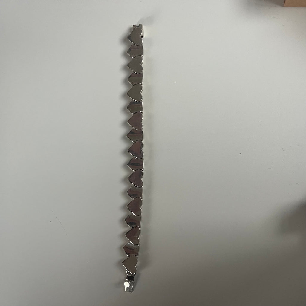 Vintage love heart bracelet