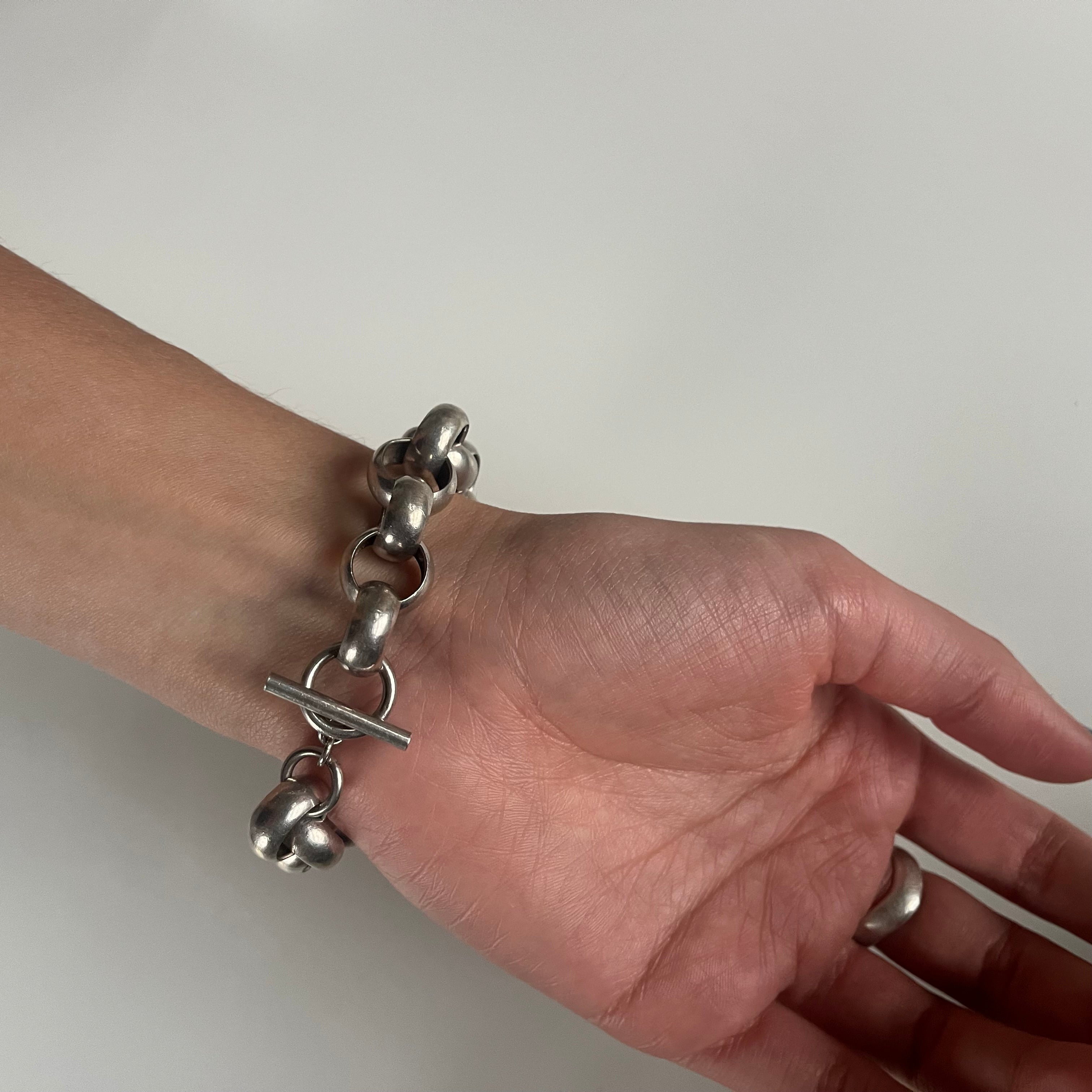 Vintage chunky link T Bar bracelet