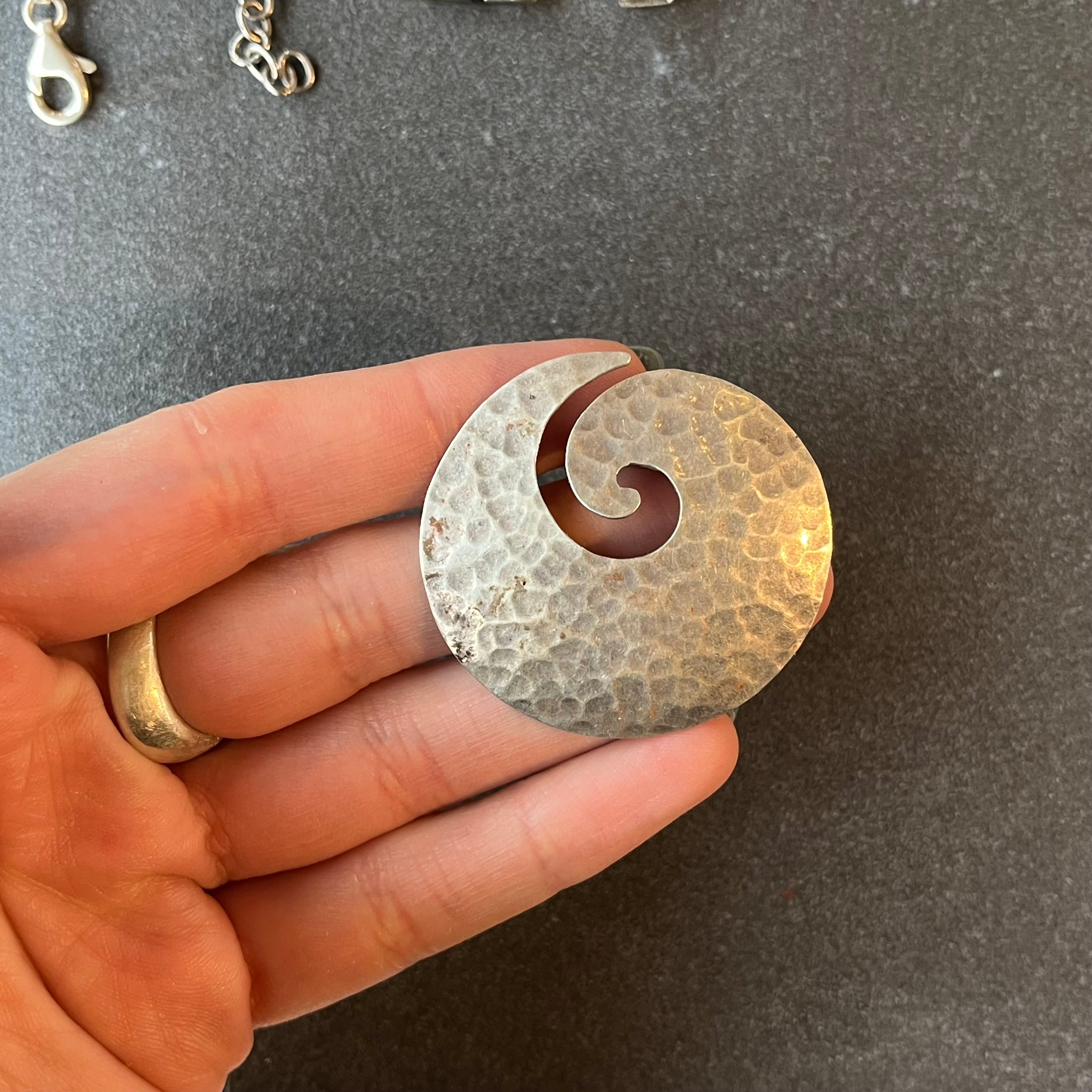Vintage swirl hammered pendant