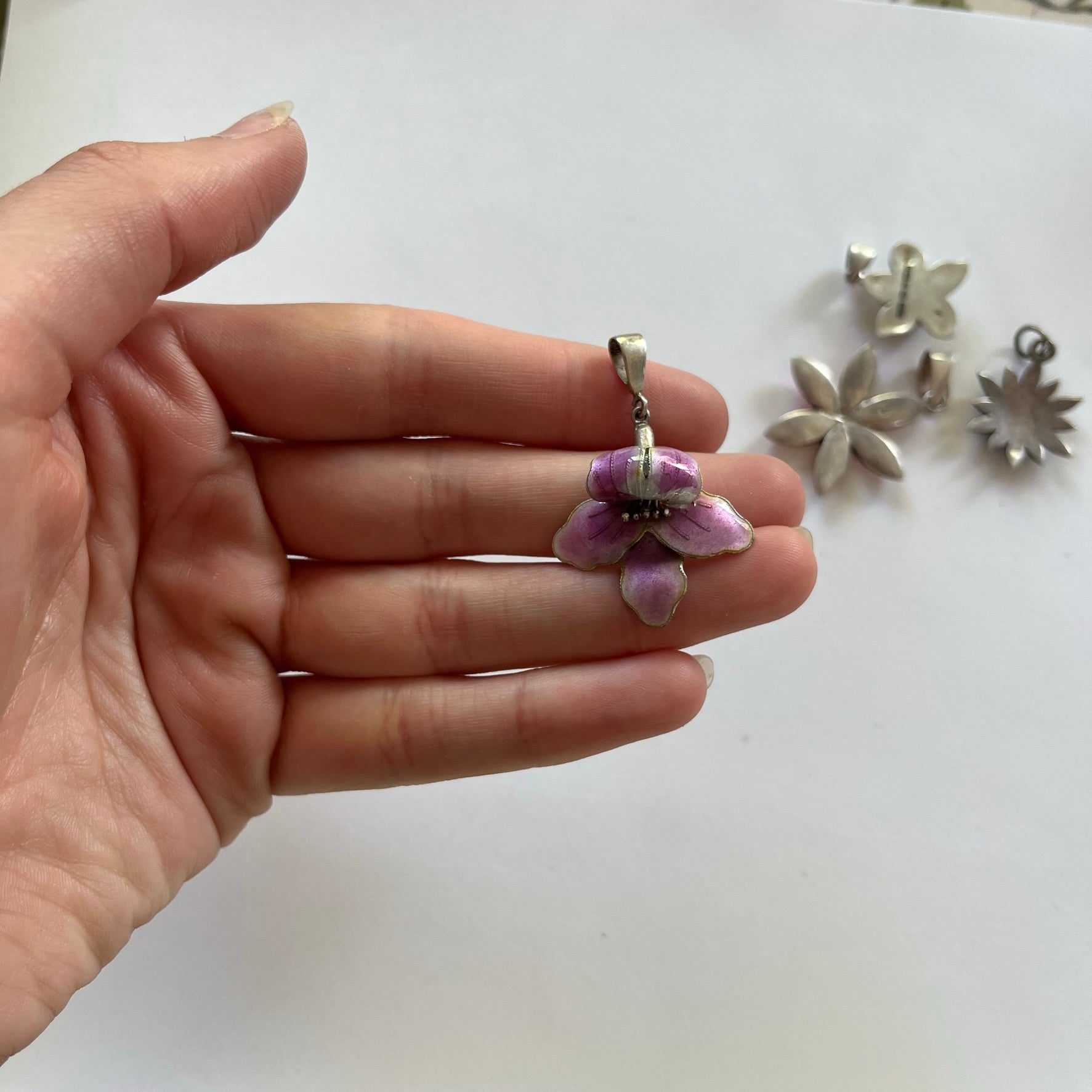 VINTAGE STERLING SILVER FLOWER PENDANTS