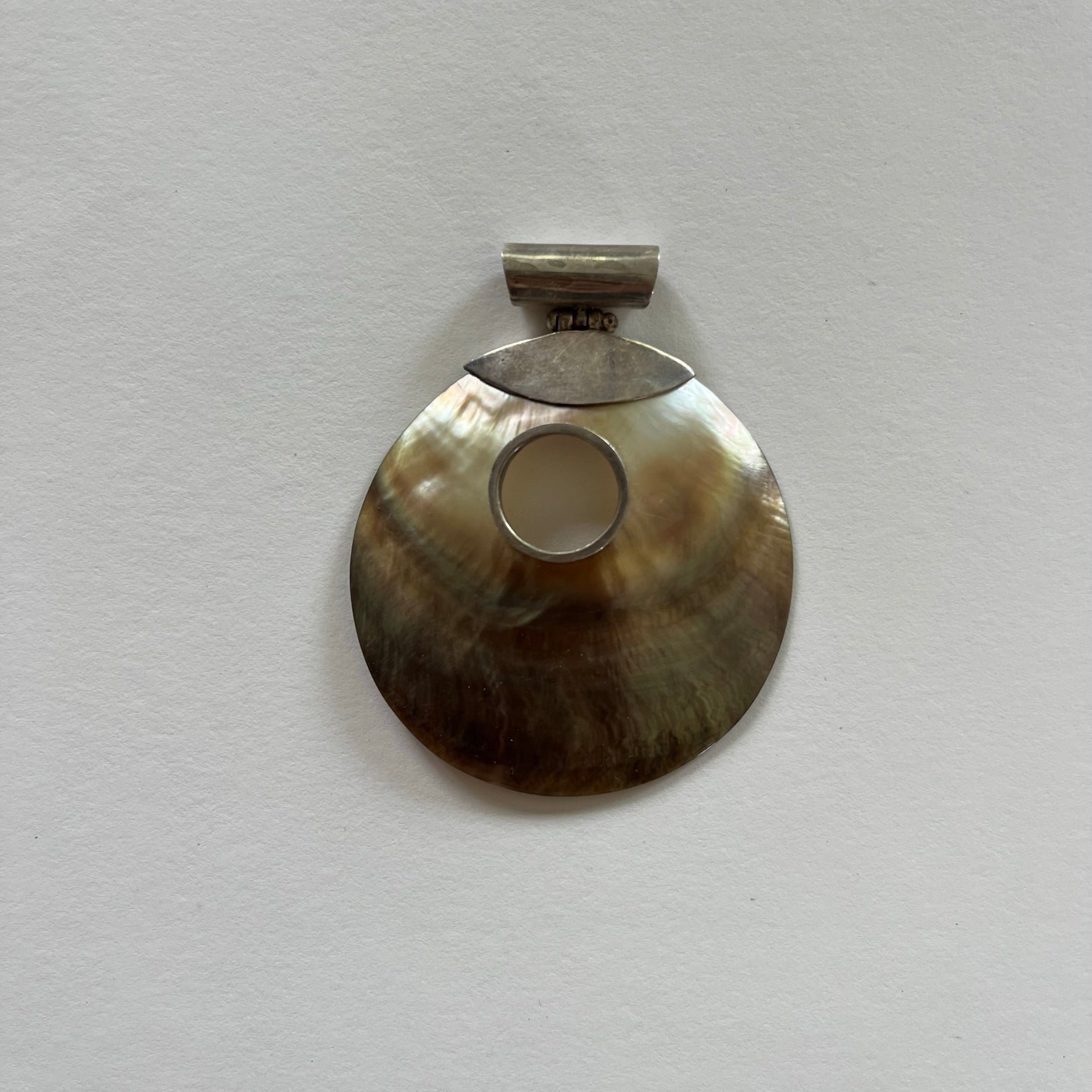 VINTAGE STERLING SILVER CUTOUT CIRCLE CHARM